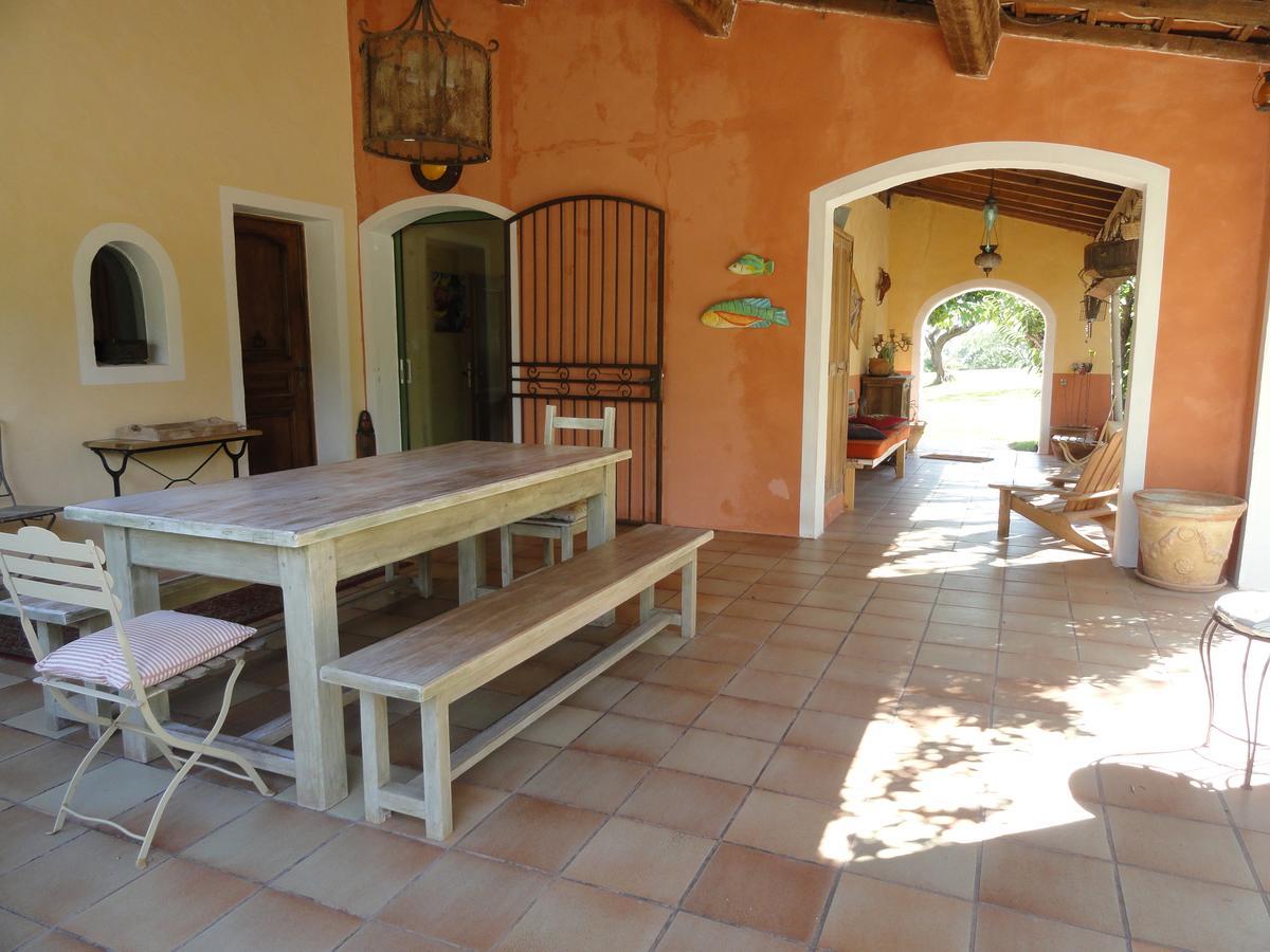 Le Mas Des Oliviers Puget-Ville Exterior foto